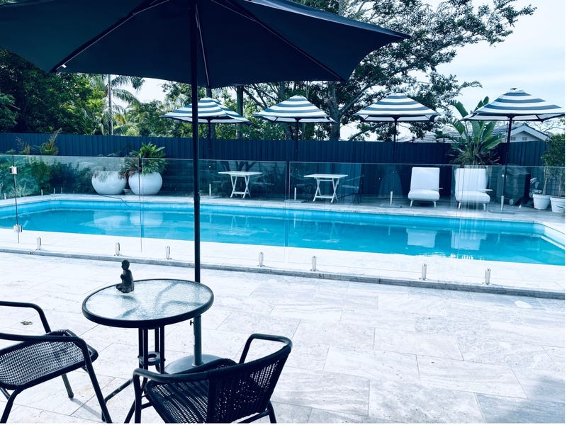 Private studio with stunning vista and pool access