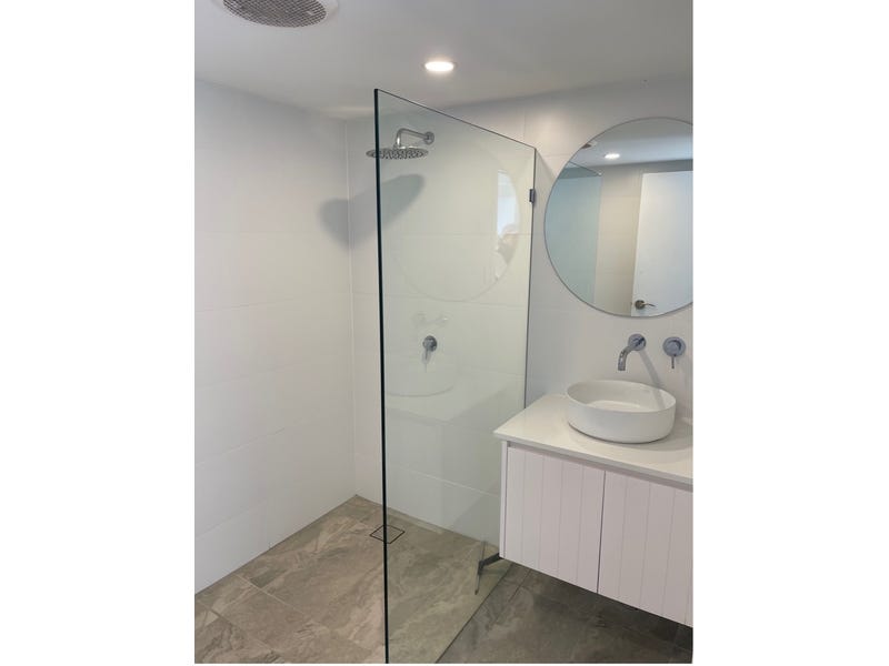 Private studio with stunning vista 7