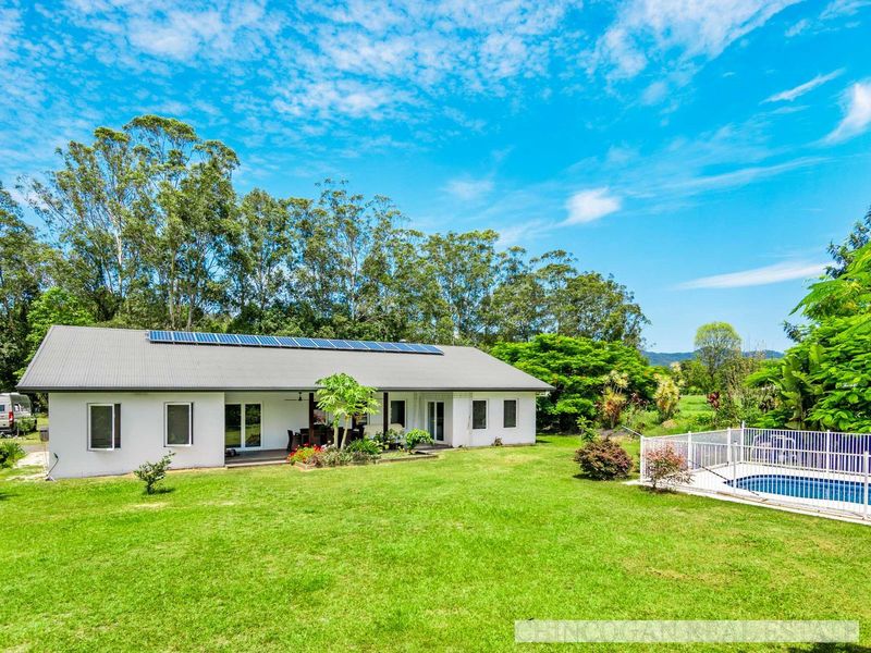 Large House For Rent In 8