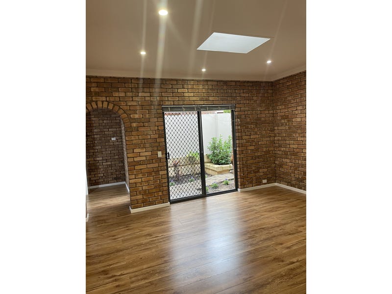 Carine House for Lease 8