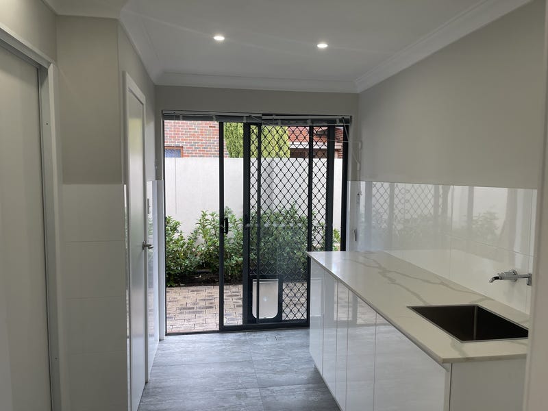 Carine House for Lease 10