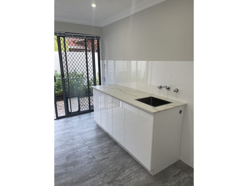 Carine House for Lease 11