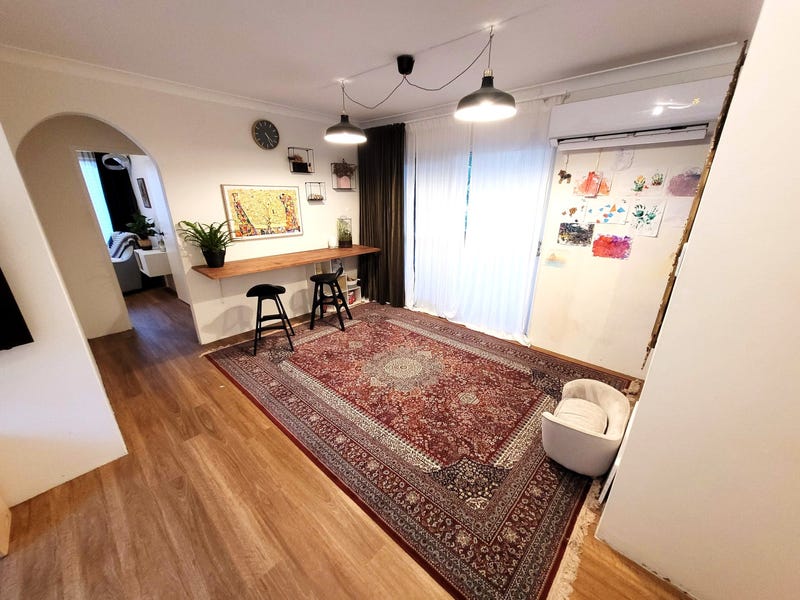 Bright, modern retreat with everything 2