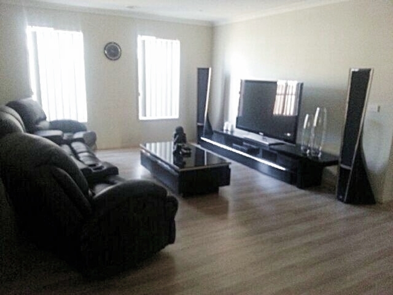 Luxurious 4 Bedroom Large Family 10