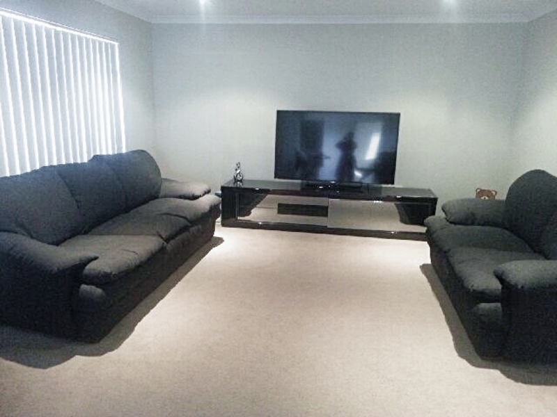 Luxurious 4 Bedroom Large Family 11