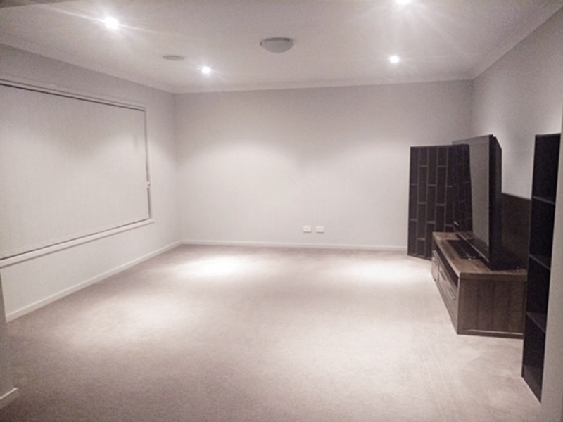 Luxurious 4 Bedroom Large Family 12