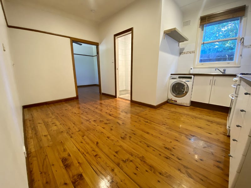 Charming studio 4