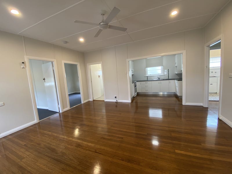 Neat and tidy older home 3