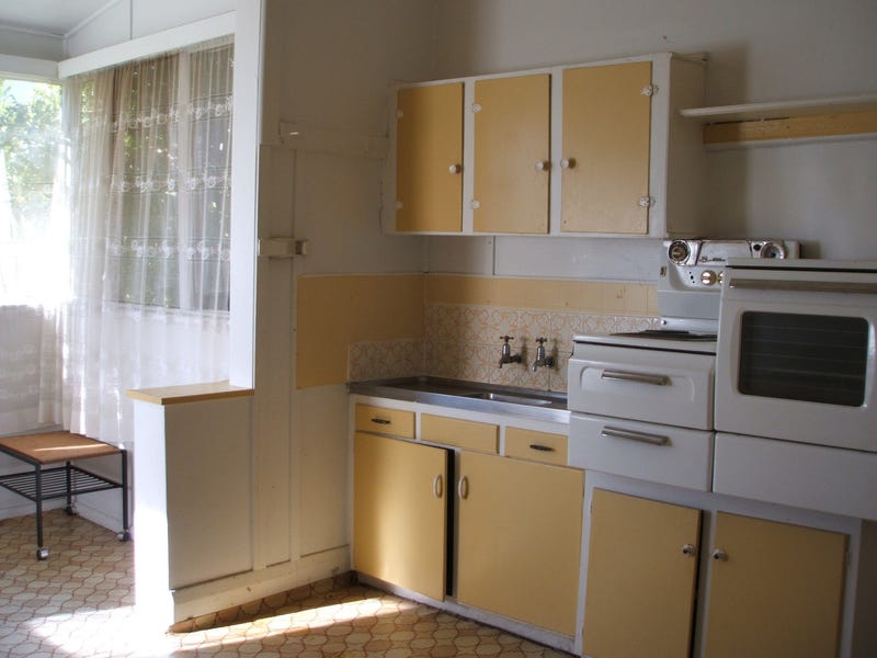 Spacious inner-city living 4