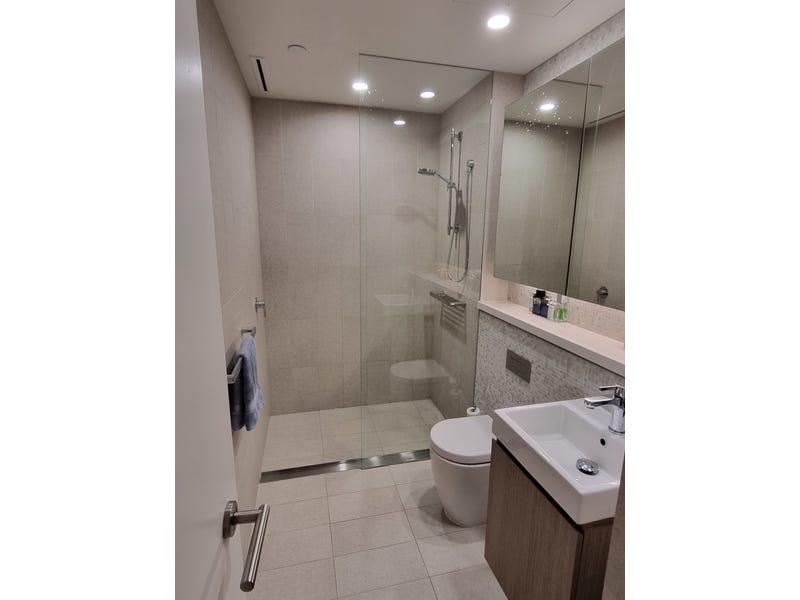 SIMPLY THE BEST! Luxury Living 9