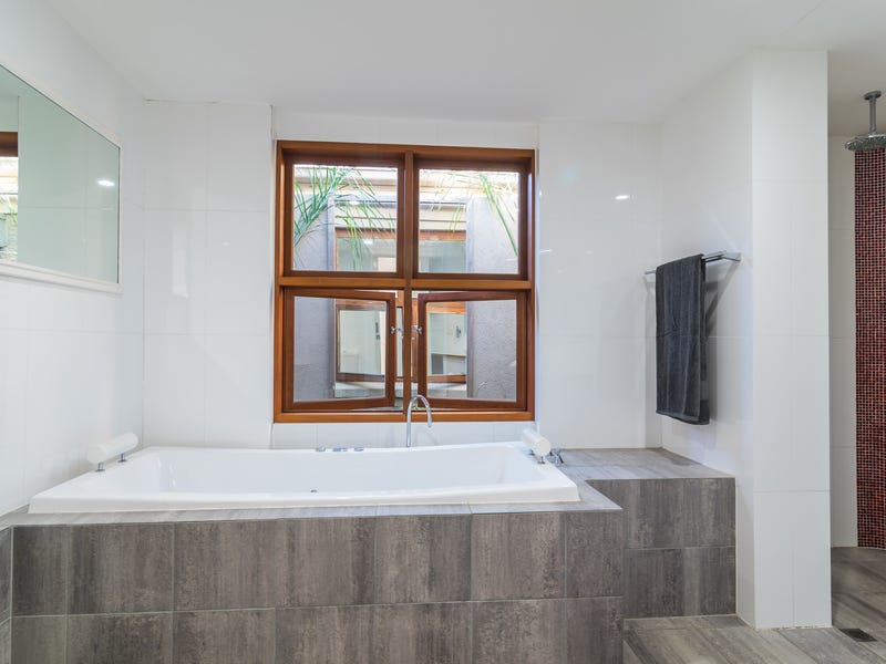 This 3 Bedroom character home 16