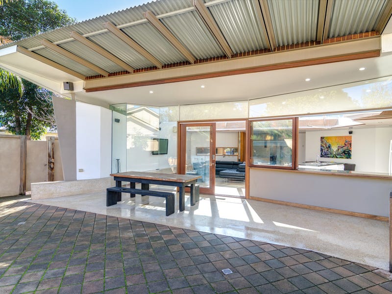 This 3 Bedroom character home 19