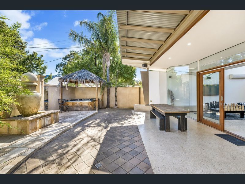 This 3 Bedroom character home 23