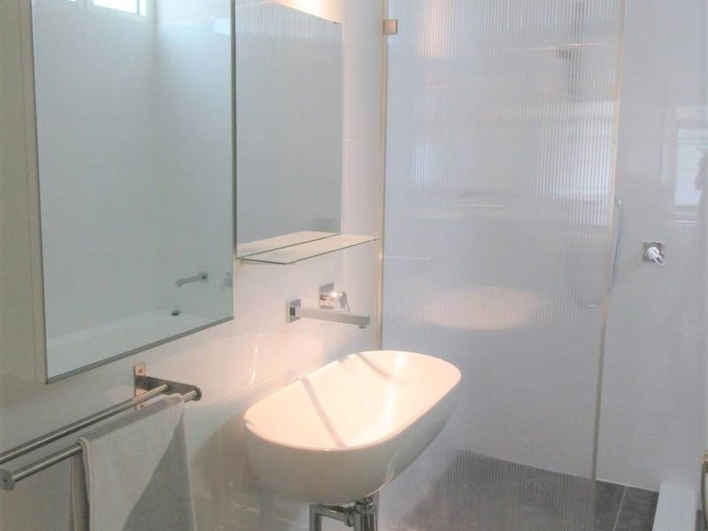 For Rent Unit 1, 2 7