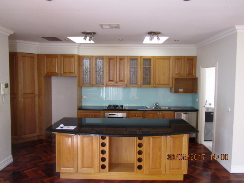 4BR Airconditioned Double story House 3