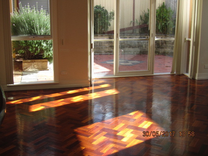 4BR Airconditioned Double story House 10
