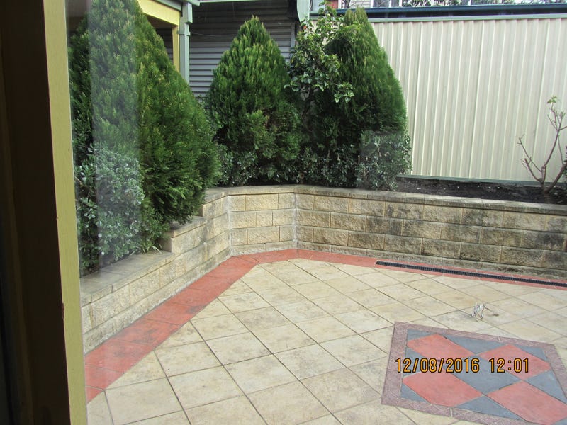 4BR Airconditioned Double story House 12