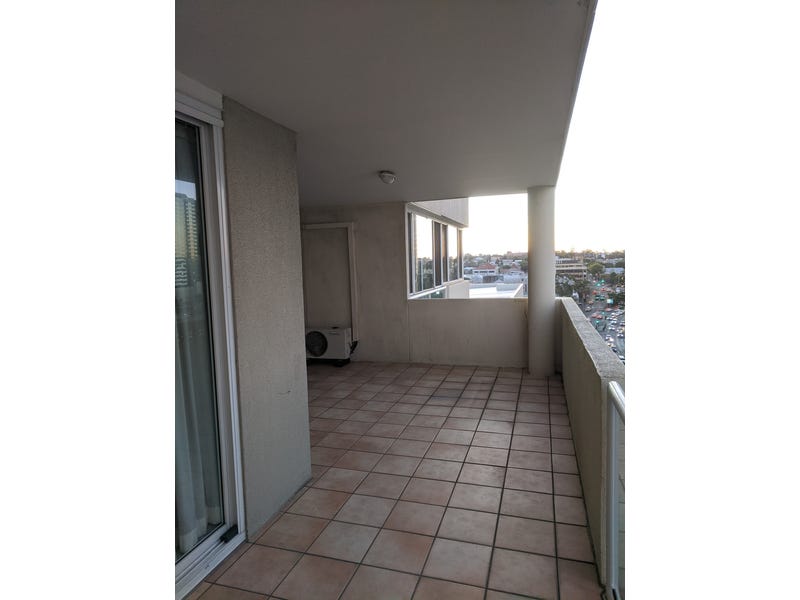 Two bedroom apartment in great 7