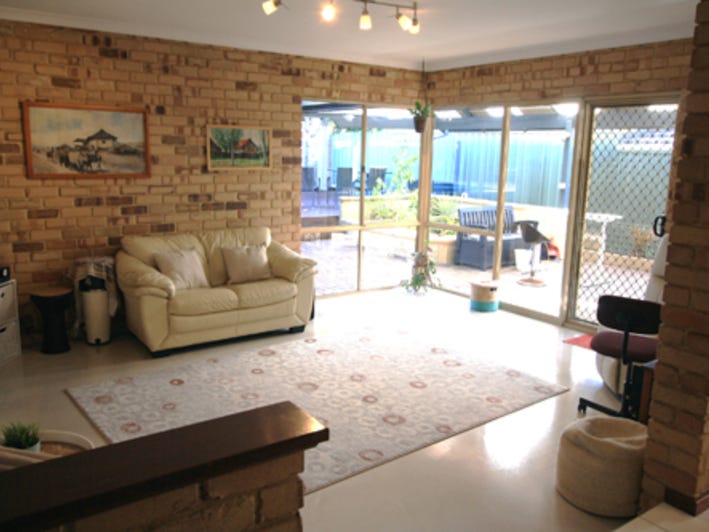 LEASED – Large Family or 3