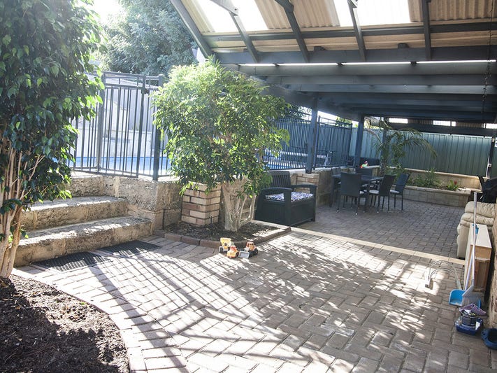 LEASED – Large Family or 20