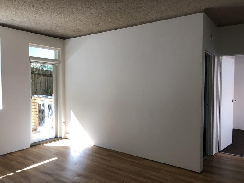 Sunny 2 bedder in  5