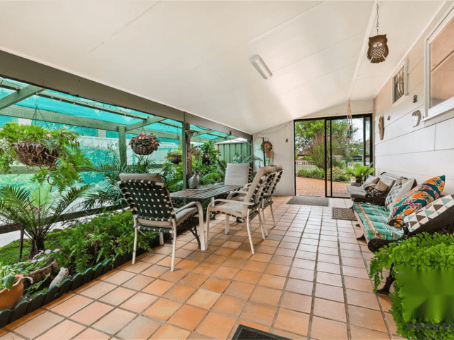 THE PERFECT STARTER HOME 9