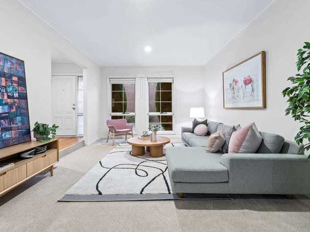 High Quality 3 Bedrooms Single 6