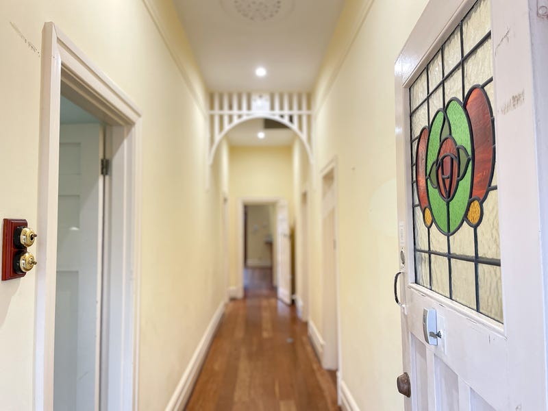 Outstanding Character Home for Lease 10