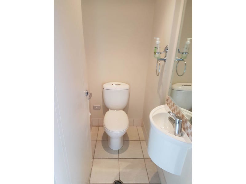 3 BEDROOM TOWNHOUSE IN THE 6