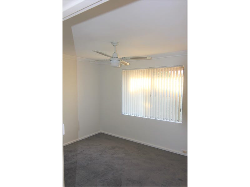 Clean and fresh 2 bed 4