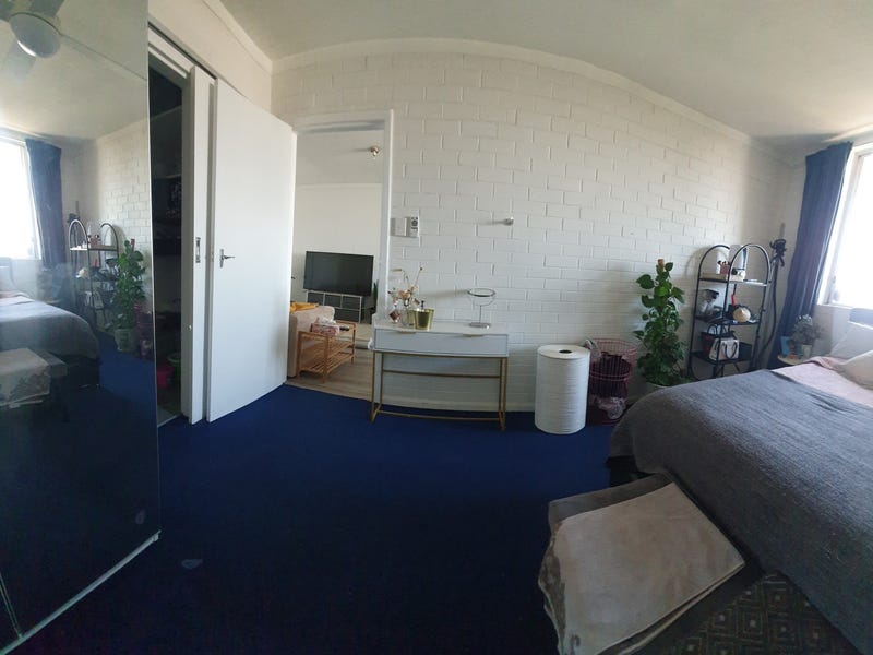 Modern style…close to the city! 7