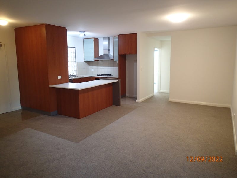 GROUND FLOOR APARTMENT IN GREAT 3