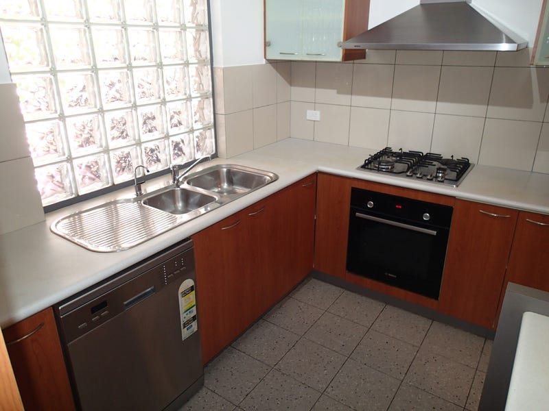 GROUND FLOOR APARTMENT IN GREAT 5