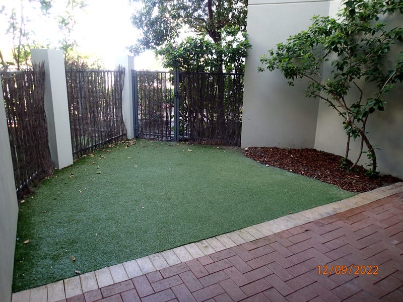 GROUND FLOOR APARTMENT IN GREAT 9