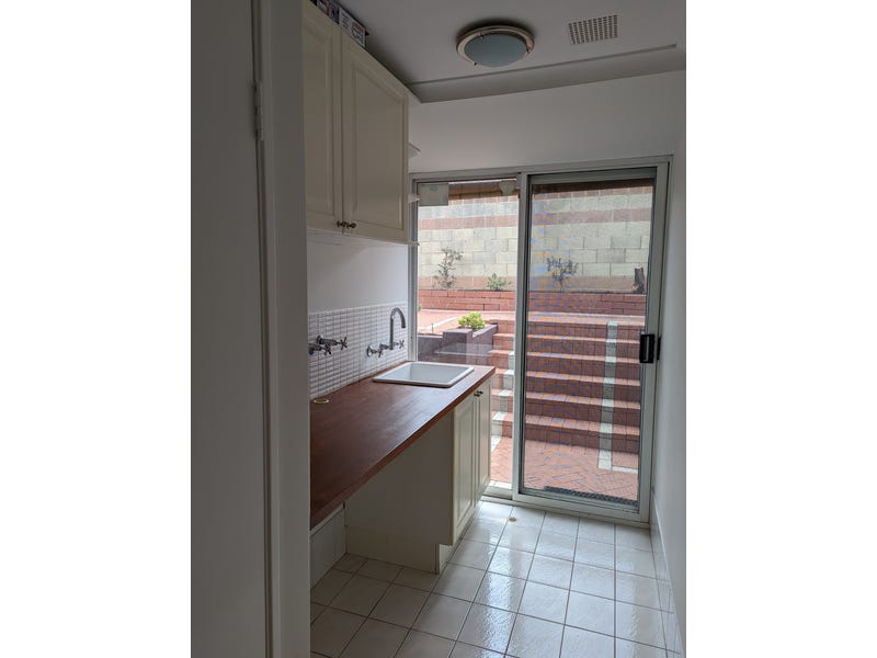 House in Prime Location and 5