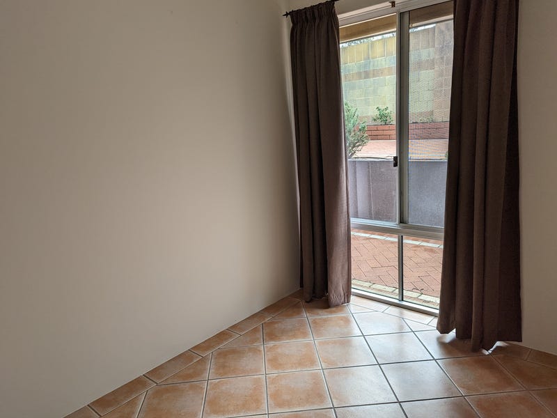 House in Prime Location and 6