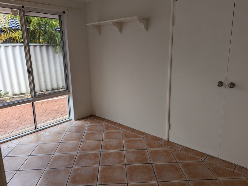 House in Prime Location and 8