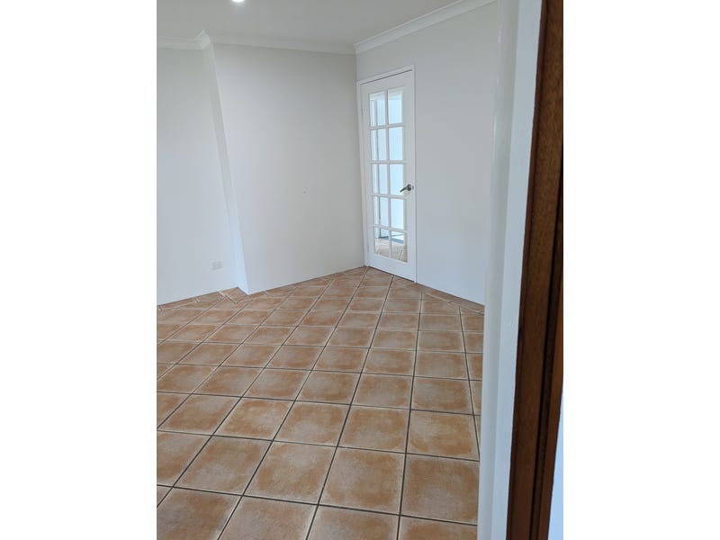 House in Prime Location and 9