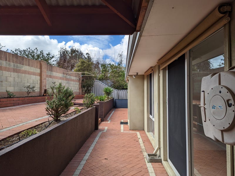 House in Prime Location and 15