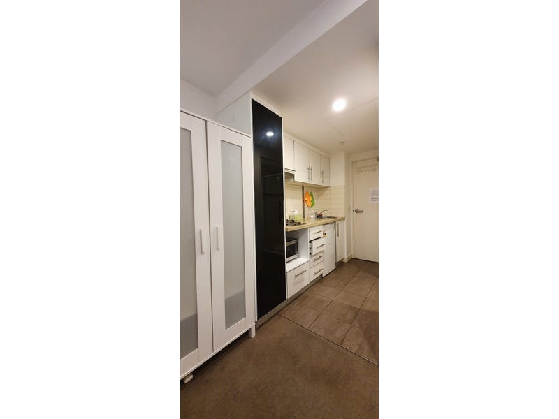 Furnished Unit – Walking distance 2