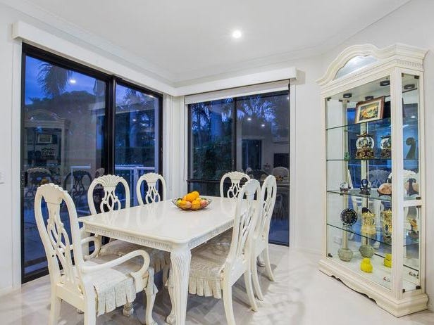 GREAND MODERN HOME FOR RENT 15