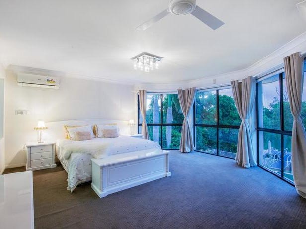 GREAND MODERN HOME FOR RENT 18