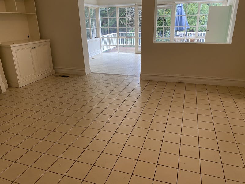 Great Location 5BR HOUSE available 11