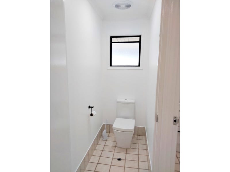 Newly Renovated,Highly Desired Neighborhood near 10