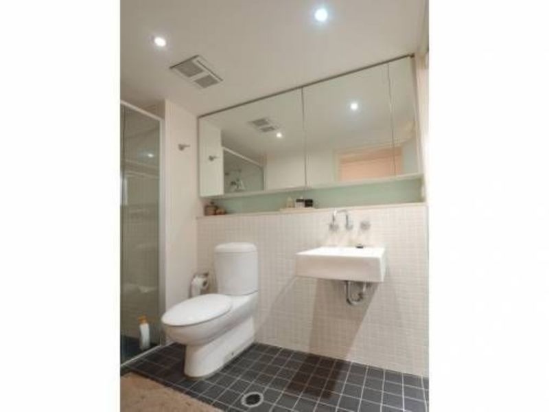 ONE BEDROOM UNIT – FURNISHED 8