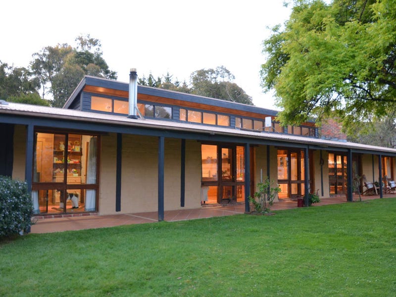 Nearly 3 acre property in the Yarra Valley with exquisite views that could pay for itself through the bonus cottage