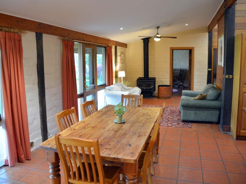 Nearly 3 acre property in 4