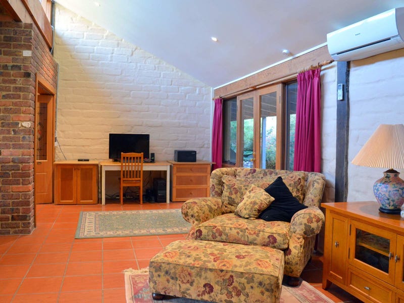Nearly 3 acre property in 9