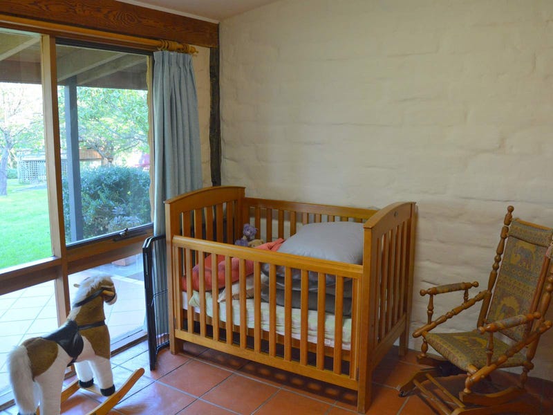 Nearly 3 acre property in 10