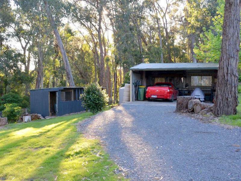 Nearly 3 acre property in 17
